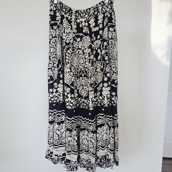 Forbidden Los Angeles Boho Maxi Skirt‎ Black White Crochet Beaded Sz. Large.B78 - Picture 1 of 11